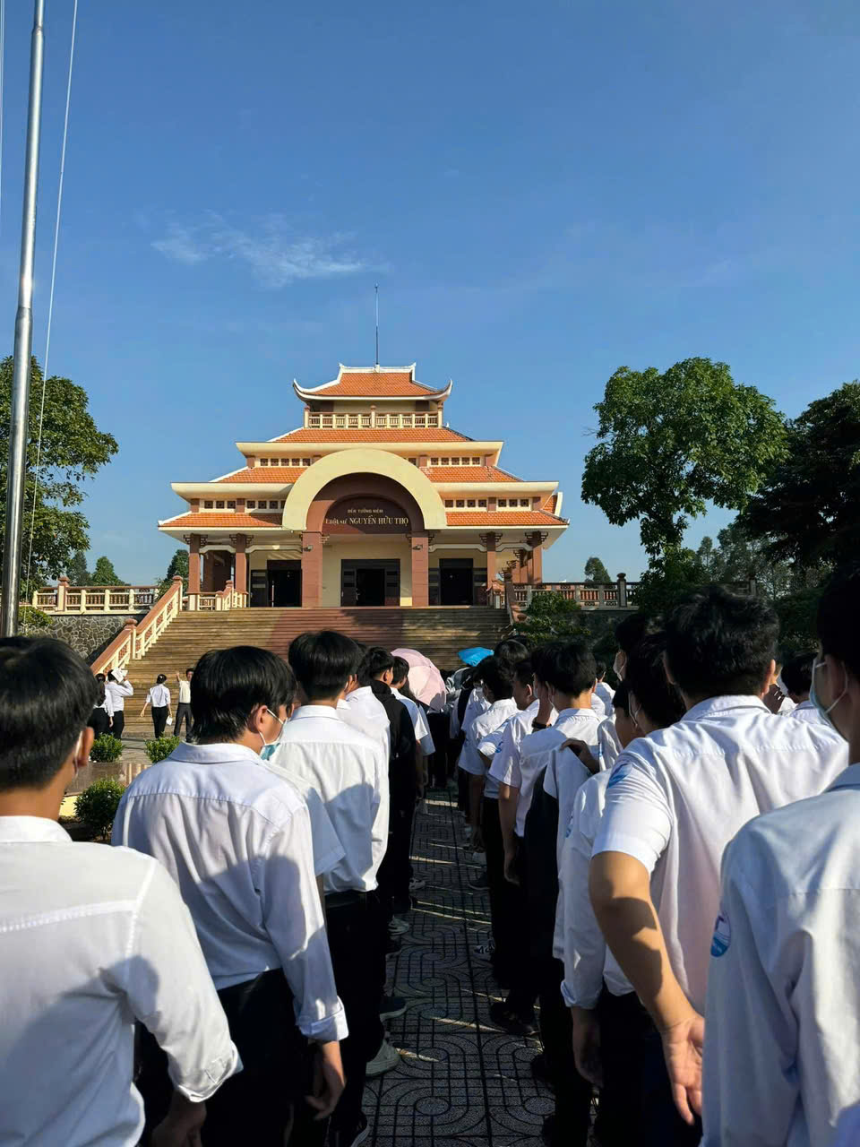 Về nguồn năm học 2024-2025